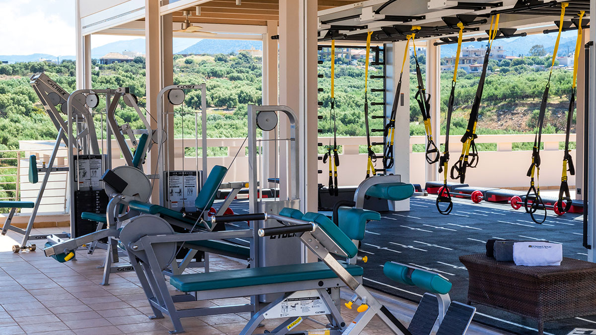 Zeus Eleva Mirabello Bay